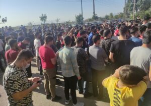 هواداران تراکتور خواستار اخراج کمالوند شدند