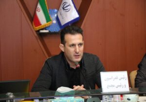تحت هجمه‌های سنگین دشمنان نظام هستم