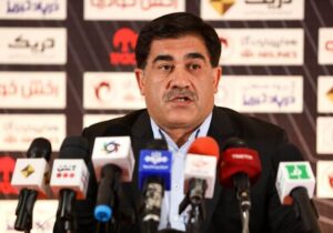 مدیرعامل تراکتور برای ریاست فدراسیون وزنهبرداری ثبت نام کرد
