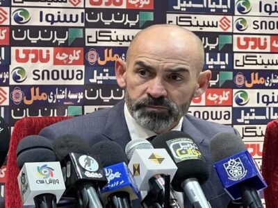 خمس : به بازیکنان خودم افتخار می‌کنم