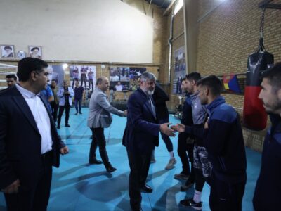 بازدید معاون وزیر از اردوی بوکس/ پولادگر: تکرار قهرمانی از کسب نخستین مدال سختتر است