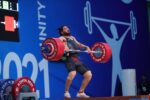 استارت جوادی برای رقابت با رکوردار وزنهبرداری جهان
