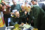 بازدید سردار سلامی و وزیر ورزش از غرفه سپاه عاشورا