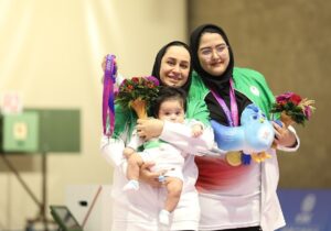 مادر قهرمان، مروج ارزشهای ایرانی – اسلامی در چین