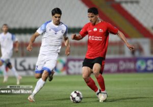 تراکتور، پرسپولیس وسپاهان تنور لیگ را داغ می کنند