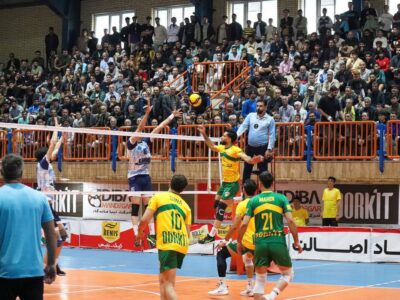 بنیس شبستر طلایی شد!